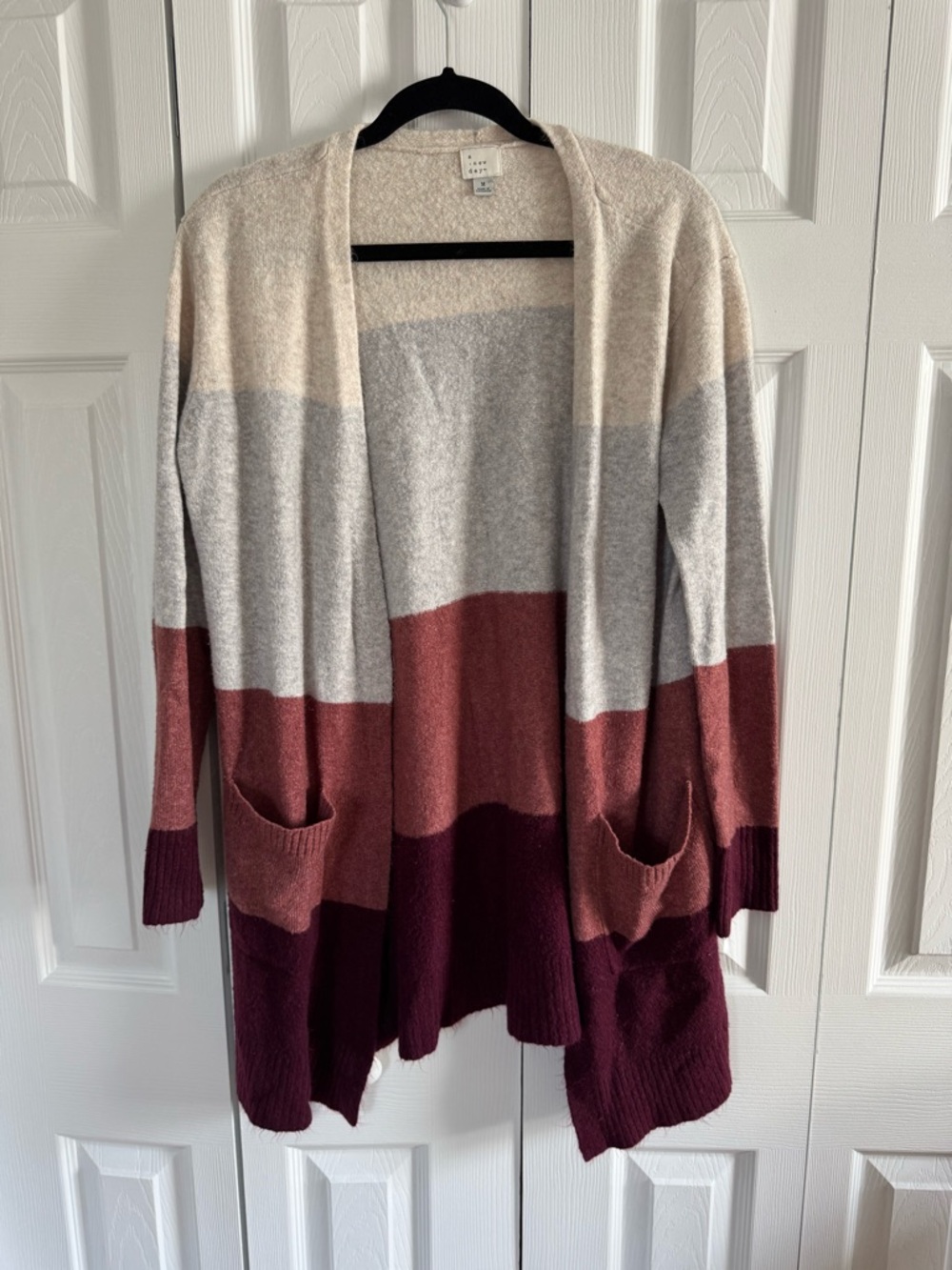 A New Day Women’s Color Block Cardigan oversized pink Medium